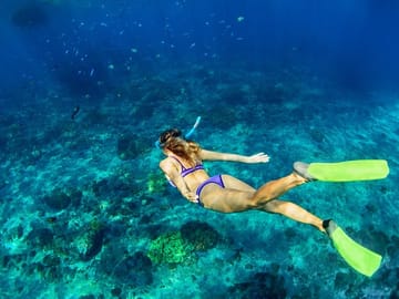 Private Tour of Heaven Gate Temple and Blue Lagoon Snorkeling