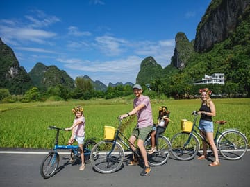 1 Day Private Tour: Li River Cruise from Guilin & Yangshuo Biking