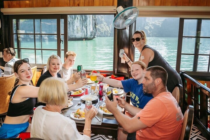 BEST SELLER - Halong Luxury Day Cruise - Great 1 Day Tour on Bay