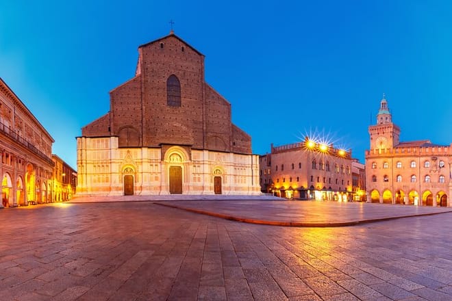 Private Day Trip to Bologna - Food, Towers & Medieval Charm 