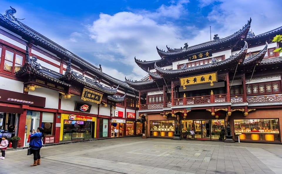 Private Half-Day Walking Tour of Historic Old Shanghai
