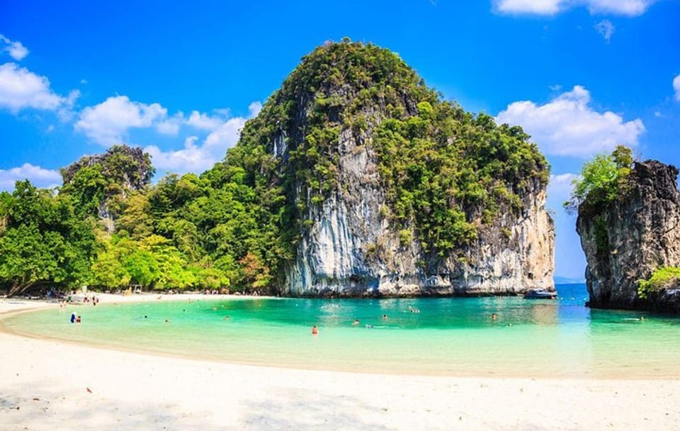 Krabi Hong Islands Day Trip by Speedboat with Lunch