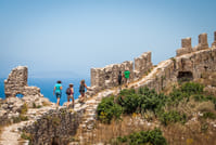 Hiking around Navarino Bay 4
