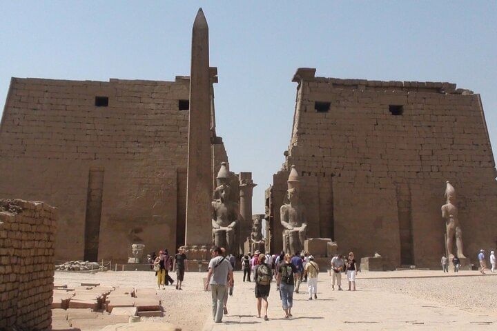 Full-Day Private Tour to Cairo from Hurghada by Bus