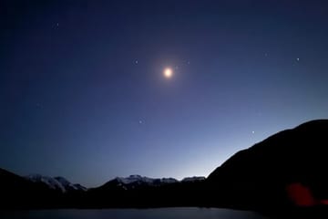 Banff Night Tour and Stargazing from Canmore or Banff