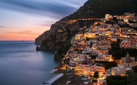 Private 6-Hour Amalfi Coast Tour from Naples by Minivan