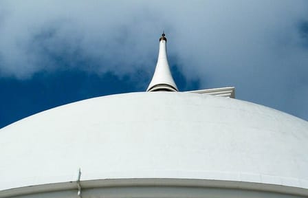 Kalutara Temple, Lunuganga Tour From Bentota