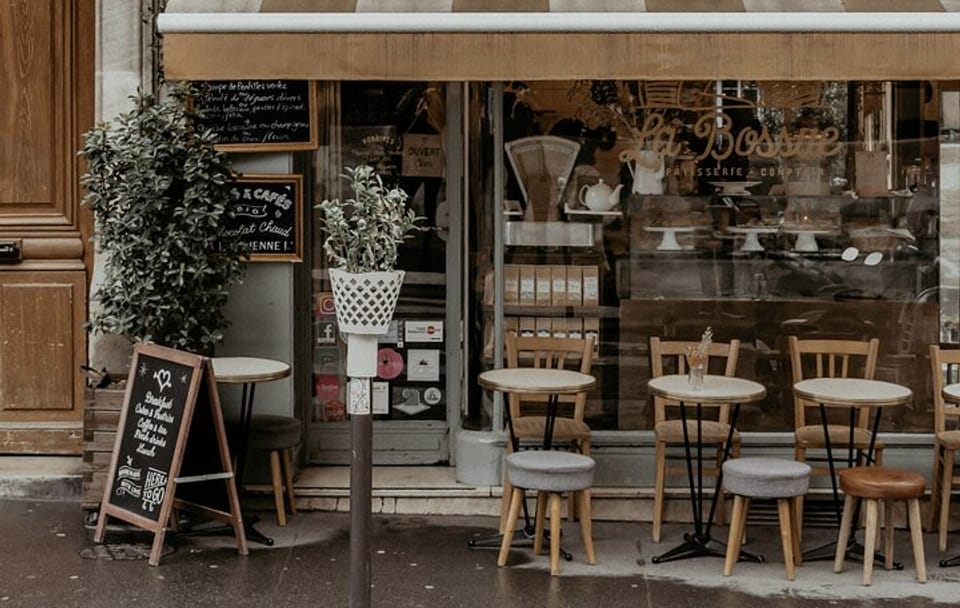 Tailored Full-Day Tour of Paris with Local Insights