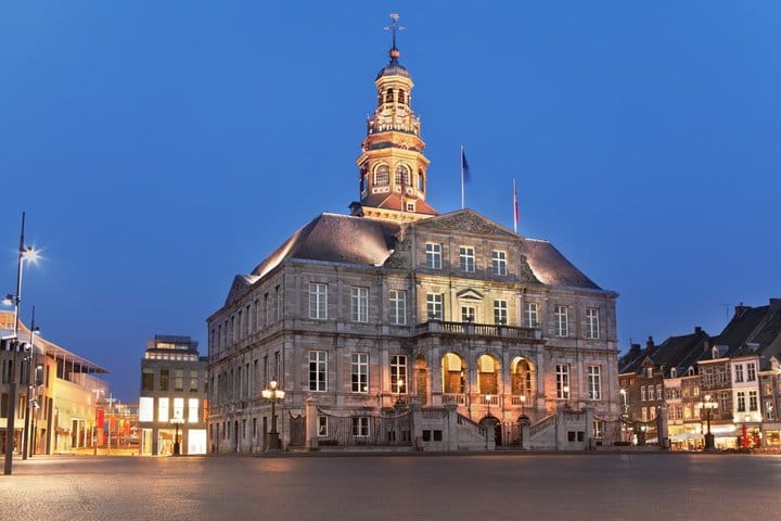 TOP Maastricht : Private Guided Tour with your mobile 6