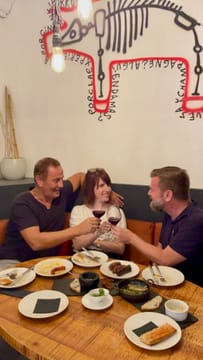 Barcelona Historic Walking Tour & Food Experience