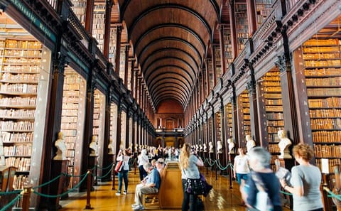 Dublin City Tour: Explore Key Attractions in 5 Hours