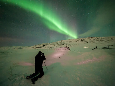 Northern Lights Small Group Tour with Free Photos