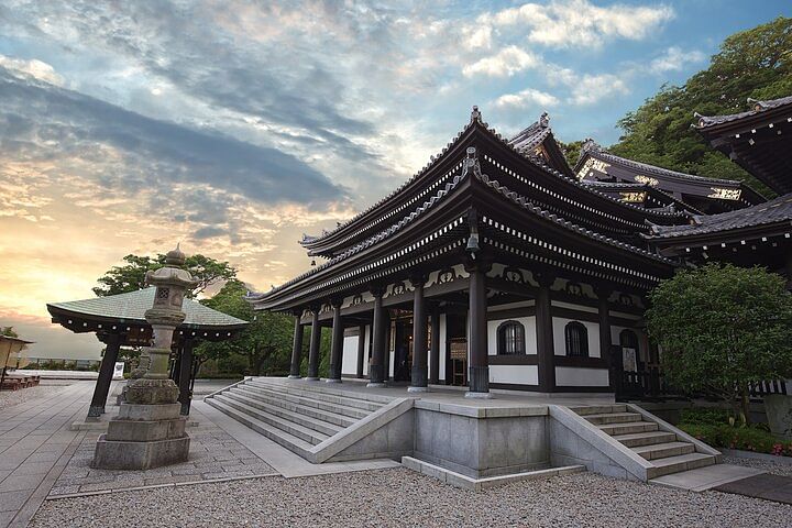 Kamakura 1 day Private Car/Wagon Tour from Tokyo with “English Speaking Driver”