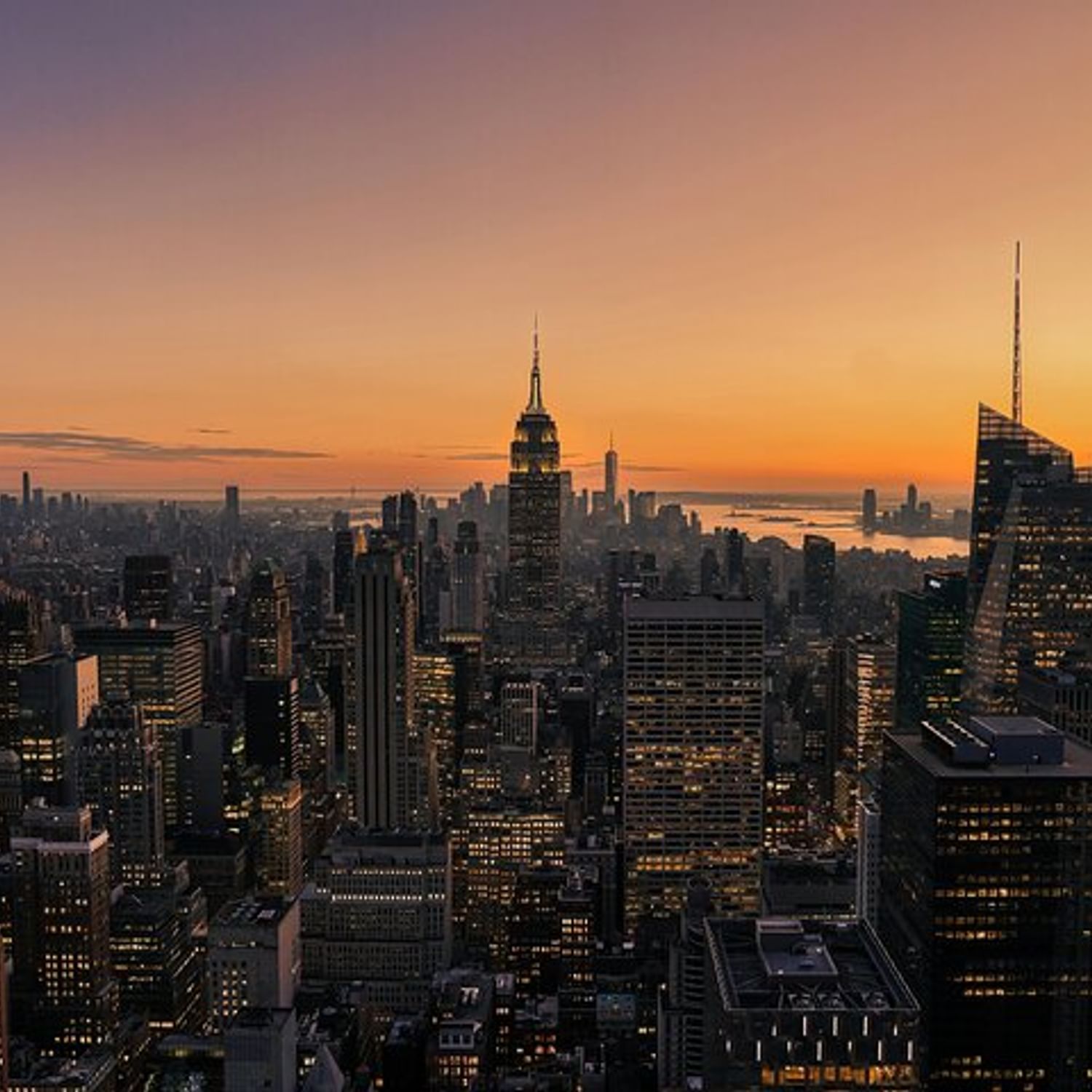 SpiderMan Filming Locations in New York Tour with Private Guide