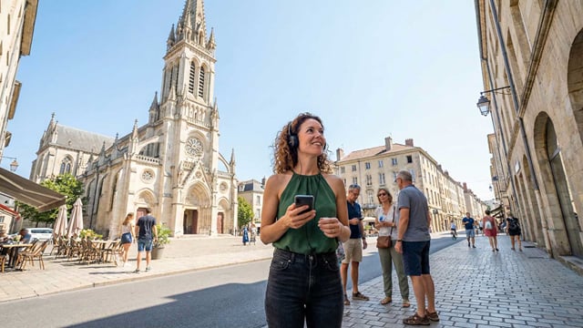 Lyon Audio Tour: Historic and Artistic Treasures of Lyon 1er Arrondissement