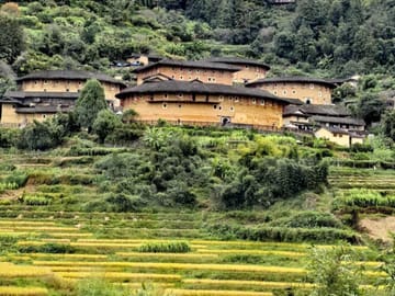 Xiamen: UNESCO Hakka Tulou & Emigrant Heritage Tour