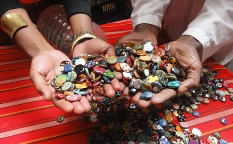 Karen Blixen Museum and Kobe Beads Center Tour in Nairobi