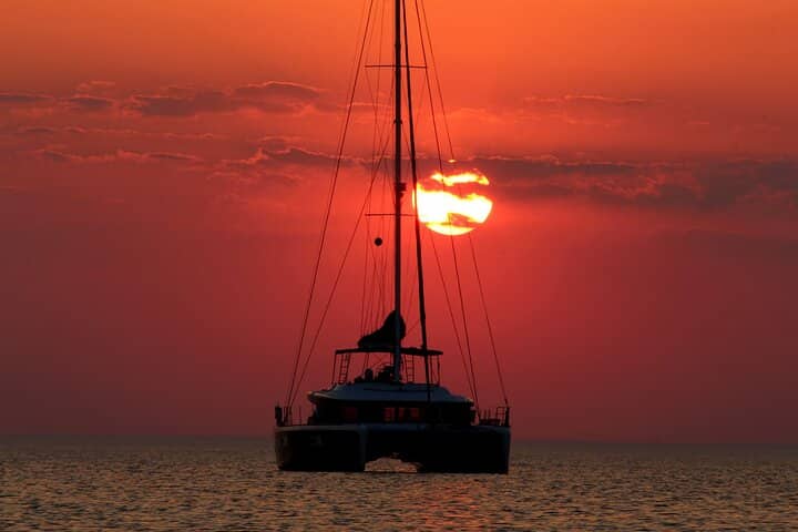 Key West: Smathers Beach & activities with a Sunset Catamaran & Open Bar