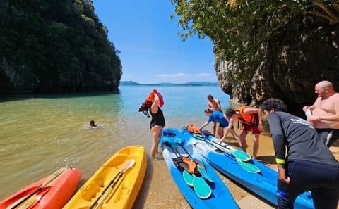 Kayaking Adventure to Three Islands in Ko Lanta Yai