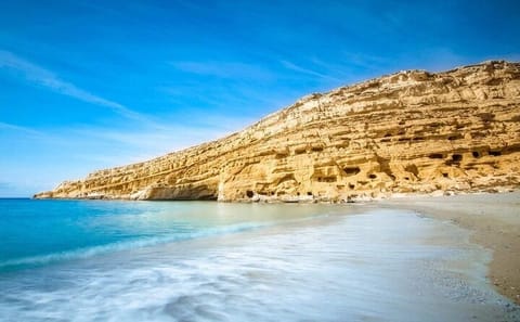 Full Day Bus Tour of Agia Galini, Matala, and Spili