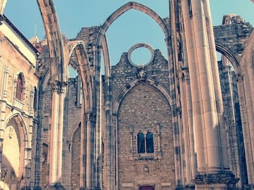 Lisbon Through Time: Kings, Convents & the Tagus
