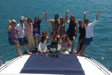 Private Yacht Tour with Swimming in Istanbul's Adalar Islands