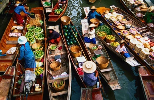 BANGKOK Join Tour Meaklong Railway Market and Damnoen saduak Floating Market 2