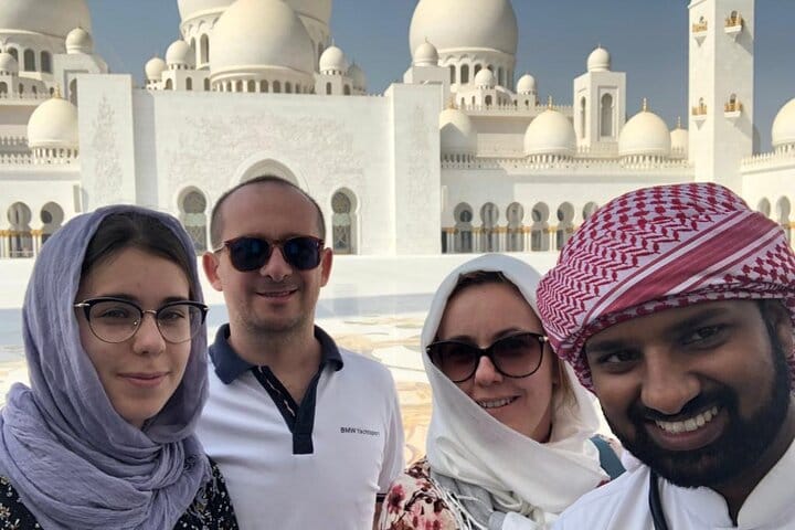 Abu Dhabi Tour Private in Multi language  9