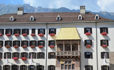 Private Guided Tour of Innsbruck's Old Town and Landmarks