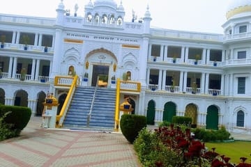 9-Day Sikh Pilgrimage Tour in Gujranwala and Islamabad