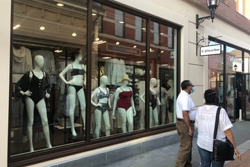 Vancouver Lay Over Shopping (Mc ArthurGlen Designer outlet Mall ) Tour Private