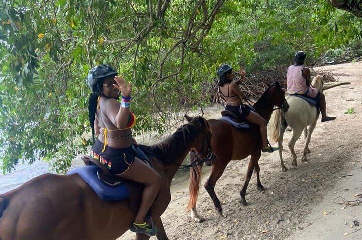 Martha Brea Bamboo Rafting with Transportation from Montego Bay