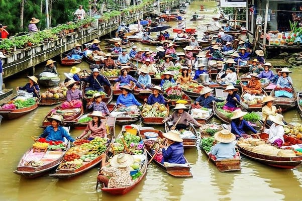 Thaka Floating Market: Thailand’s Most Authentic Experience