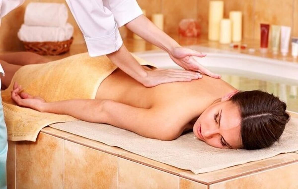 Traditional Moroccan Hammam Experience with Pickup in Marrakech