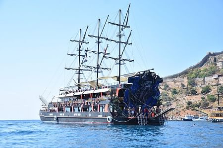 Alanya All-Inclusive Boat Tour: Explore Caves, Swim at Cleopatra Beach & Enjoy Lunch