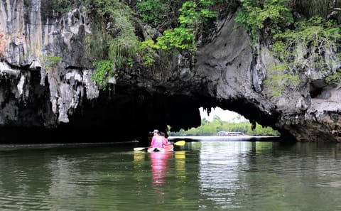 Speedboat Adventure to James Bond Island from Phuket