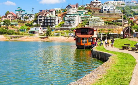 Seven-Day Wildlife Safari Tour in Colombo, Sri Lanka