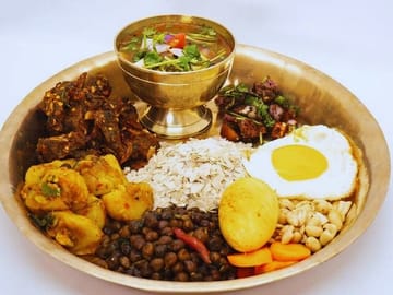 Half-Day Traditional Meal and Food Tasting Tour in Kathmandu