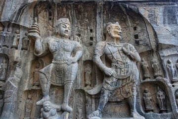 Private Day Tour of Longmen Grottoes and Shaolin Temple in Luoyang