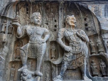 Luoyang Private Day tour to Longmen Grottoes and Shaolin temple
