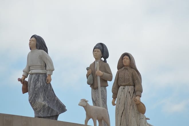 Fátima Private Walking Tour with a Professional Guide photo 5