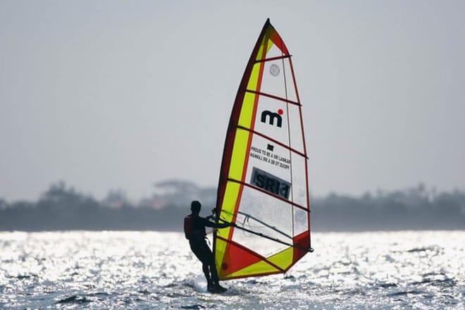 Wind Surfing in Bentota 3