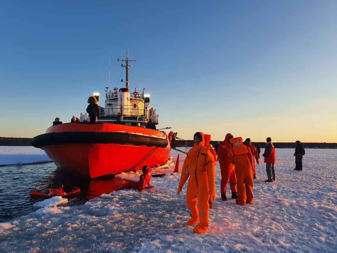 Own Transport – Arctic Explorer Icebreaker Cruise Experience 7