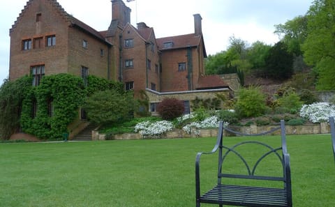 Private Day Tour to Chartwell House from London