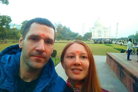 2-Days Agra with Fatehpur Sakri Trip from Delhi Includes,Hotel,Guide & Vehicle