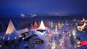 Santa Claus Trip with Husky and Reindeer Sleigh and Snowmobile - Small Group Tour 