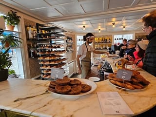 Reykjavík All In One Food Tour - Eat, Drink & Explore with Locals, photo 11
