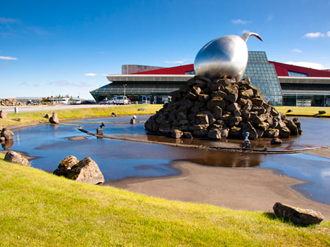 Arrival Private Airport Transfer between KEF Airport & Reykjavik, photo 8