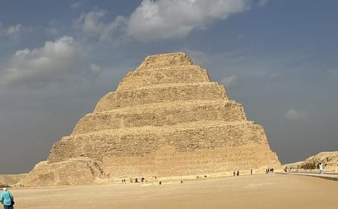 Private Tour of Saqqara, Memphis, and Dahshur Pyramids