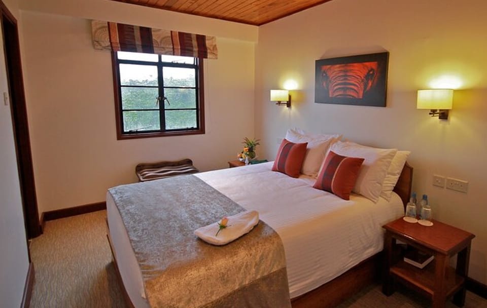 5- Days Safari to Maasai Mara, Lake Nakuru and Aberdares National Park